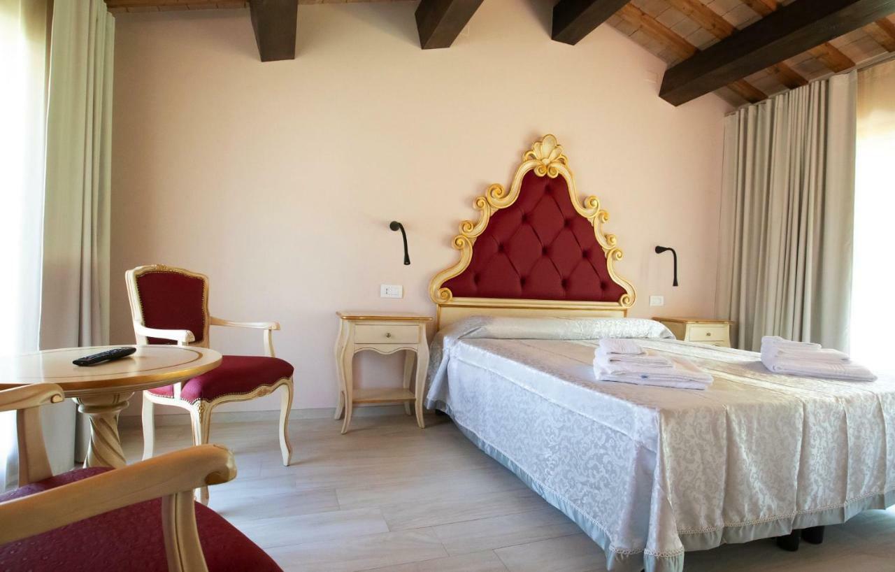 Borgo Rossi Villa La Strada Buitenkant foto